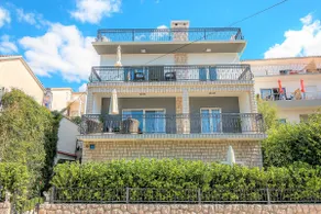 Apartment Queens III with Sea View in Selce - Image 3
