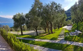 Villa Vagne 2A Holideal Lake view Apartment - Image 4