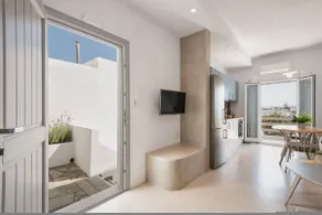 MICHAEL ZEPPOS STUDIOS NAOUSA - Image 5
