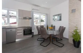 Stunning home in Suhi Potok with WiFi - Image 5