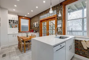 Walk to Foster Beach! 3 Bed Andersonville Duplex - Image 2