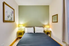 Walk to Foster Beach! 3 Bed Andersonville Duplex - Image 5