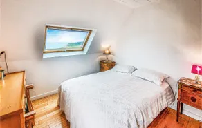 Lovely Home In Plouarzel With Wifi - Image 4