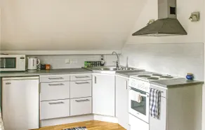 Awesome Apartment In Ygne With Wifi - Image 4