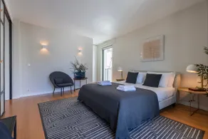 Panorama - Luxurious 4BDR Penthouse by LovelyStay - Image 5
