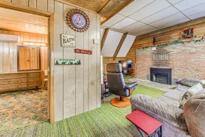 Woodsy Ruidoso Cabin w/ Scenic Porch & Mtn Views - Image 4