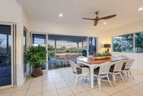 Beach Vista Agnes Water - luxurious beachfront with pool. pet friendly, air con & huge entertaining - Image 5