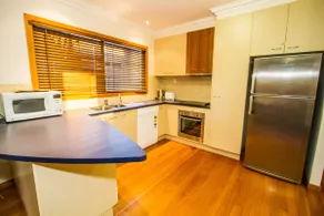 Damia Villa 2 Agnes Water - pool, walk to beach, air conditioned - Image 3