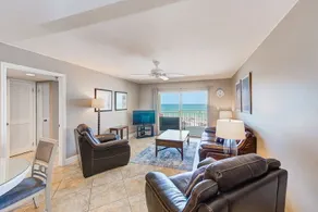 104: Condo direct sur la plage! - Image 5