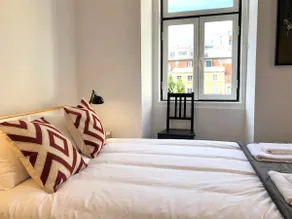 City View Apt with a Private Rooftop - Central - Image 3