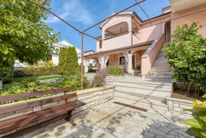 One-Bedroom Apartment Silva II 100 m from the beach - Image 2
