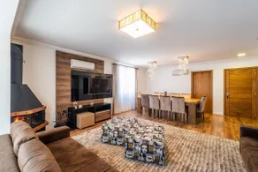 Luxurious Apartment in the Heart of Gramado - Image 4