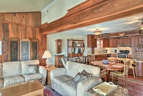 Charming Ohio River Home With Water Views & Porch! - Image 5