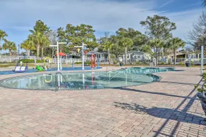 Walk to Ocean: Surfside Beach Home w/ Pool Access - Image 2