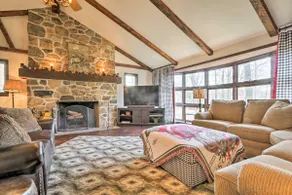 Macungie Cabin w/ Fireplace Near Bear Creek Skiing - Image 5