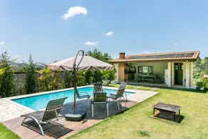 Site with Heated Pool | 4 Suites • 60 KM from SP - Image 3