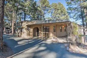 Ruidoso 'Lil Mountain Getaway' w/ Golf Course View - Image 3