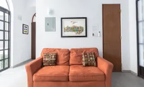 Villa Laurel | Chic 2 Bedroom Apt in Old San Juan - Image 3