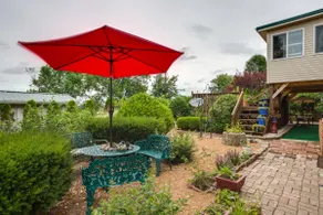 Large & Private Guest House Apt w/ Patio + Views! - Image 2