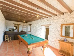 Los Corrales - Image 4