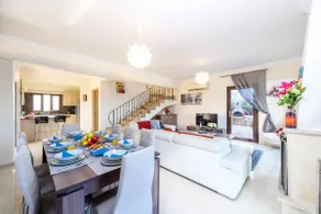 Hanns Villa - Image 5