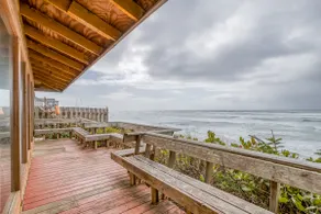 Oceanfront-Front Row Seat to Incredible Views - Image 5