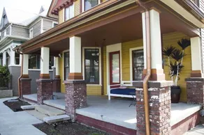Urban Oasis~4th & Gill Modern Historic Home~Arcade - Image 5