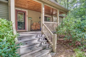 Sleepy Bear Cabin: Tranquil Mountain Cabin w/ Screened Porch in Wildwood Forest - Image 5
