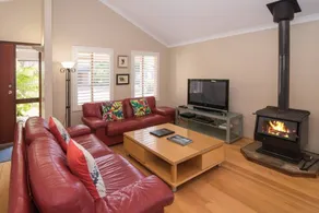House 20 - The Garden House Dunsborough - Image 2