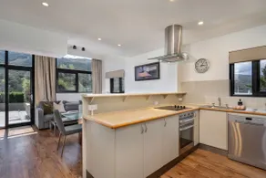 Lantern 34 - 2 Bedroom Terrace with 1 carpark - Image 4