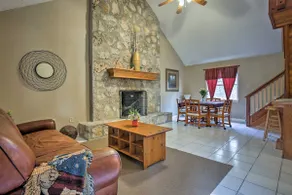 Dripping Springs Home w/ Deck, Near Wedding Venue - Image 2