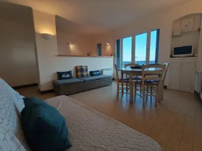 Charming residence in Grimaud - Image 3