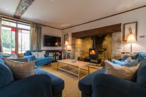 Atherstone Farmhouse - Image 5