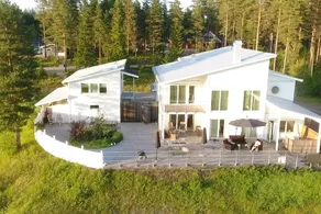 Modern & luxury villa w lake view - Image 3
