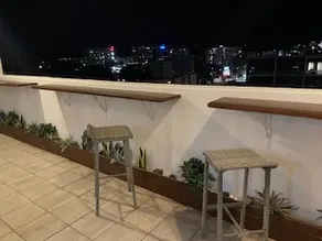Spacious One Bedroom Apt- With Large Balcony - Image 5
