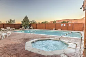 Moab Townhome w/ Pool Access + Stunning Mtn Views! - Image 3
