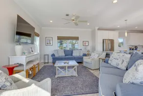 Ocean Springs 'Magnolia Beach House' am Pvt Beach! - Image 5