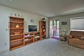 Green Valley Townhome w/ Patio & Resort Amenities - Image 5