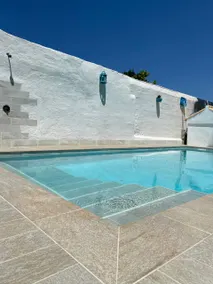 Very quiet villa with garden and pool to relax - Image 5