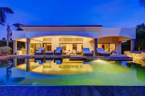 Villa Lago - Luxe Infinity Edge Pool, Mountain & Lake Views #065943 4br - Image 2