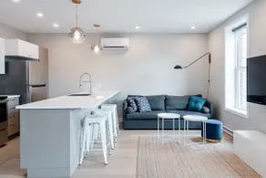 Little Italy - Montreal Contemporary Apartment - Image 4