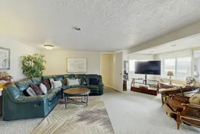 Fantastic 5BR Lakeview - Private Pool - Hot Tub - Image 3