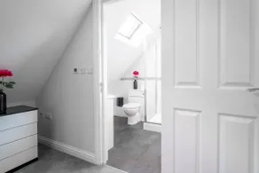 Corporate & Group Stays•Central Redhill Penthouse - Image 4