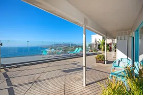 Dana Point Oceanfront Condo med pool, fantastisk utsikt, uppdaterad enhet! - Image 3