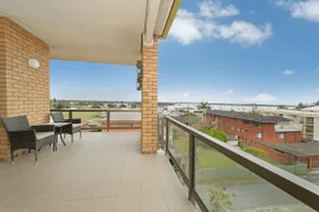 Sandpiper 9, 25 Waugh Street - Image 5