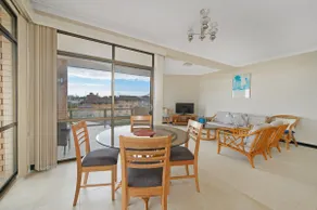 Sandpiper 9, 25 Waugh Street - Image 3