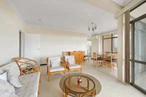 Sandpiper 9, 25 Waugh Street - Image 2