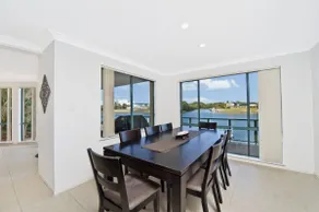 Golfinhos 2, 7 Commodore Crescent, - Image 5
