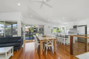 Beach Club 2, 5 Gowing Street - Image 4