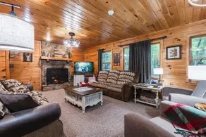 Award-Winning Cabin Near Helen with Hot Tub - Image 4